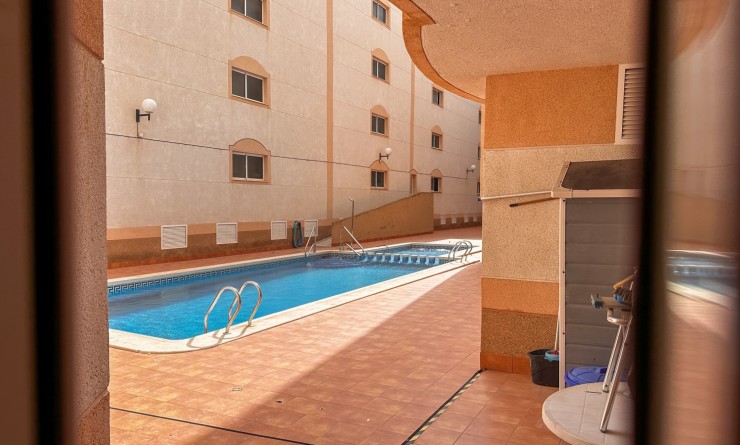 Wederverkoop - Apartment / flat - Torrevieja - torrevieja