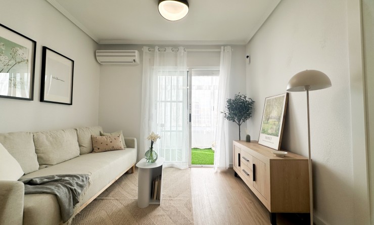 Wederverkoop - Apartment / flat - Orihuela Costa - Playa Flamenca