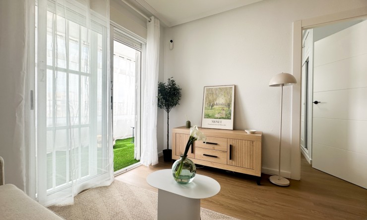 Wederverkoop - Apartment / flat - Orihuela Costa - Playa Flamenca