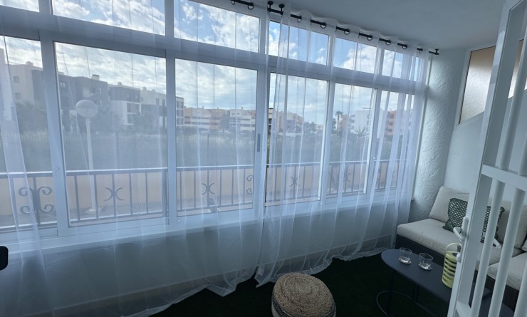 Wederverkoop - Apartment / flat - Orihuela Costa - Playa Flamenca