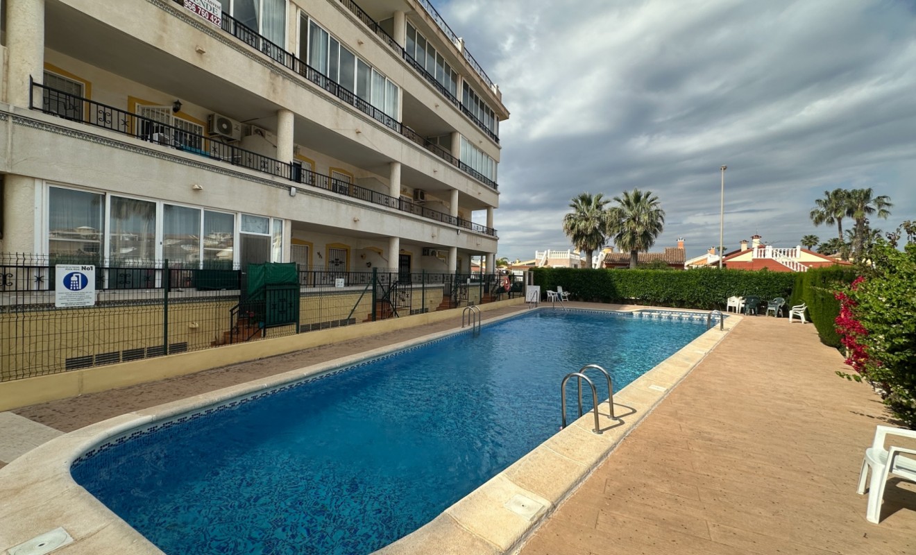 Wederverkoop - Apartment / flat - Orihuela Costa - Playa Flamenca