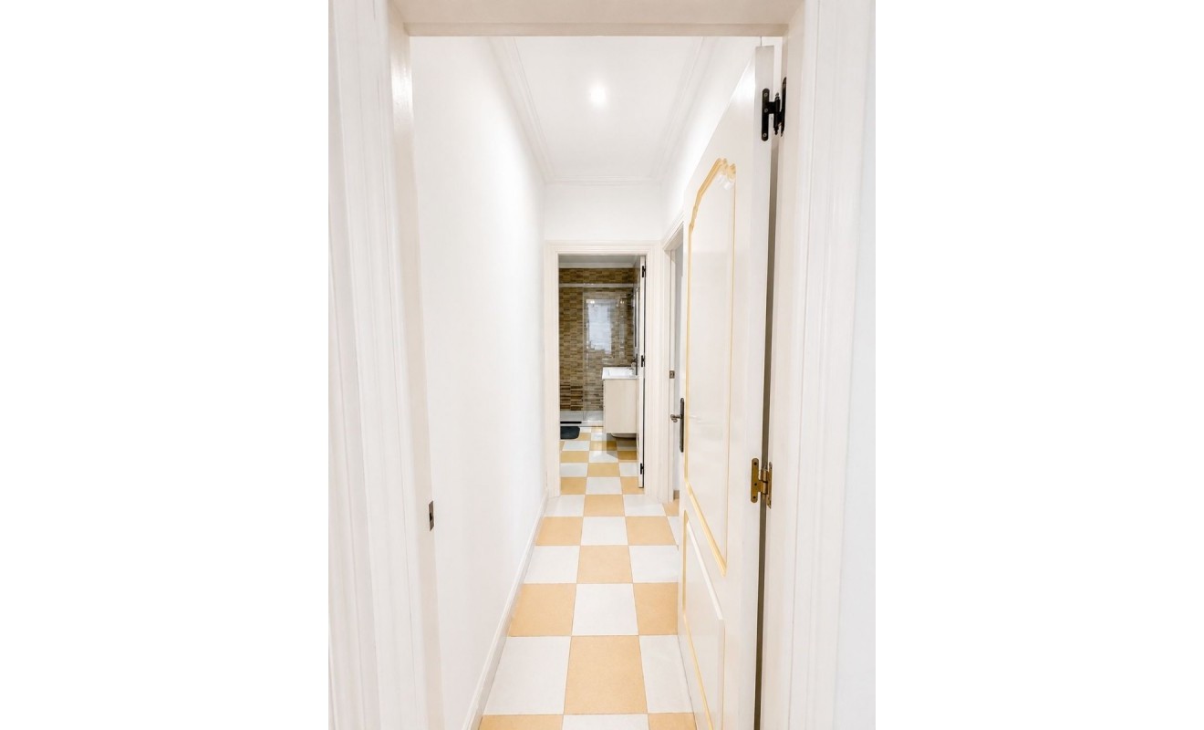 Wederverkoop - Villa - Torrevieja - Nueva Torrevieja - Aguas Nuevas