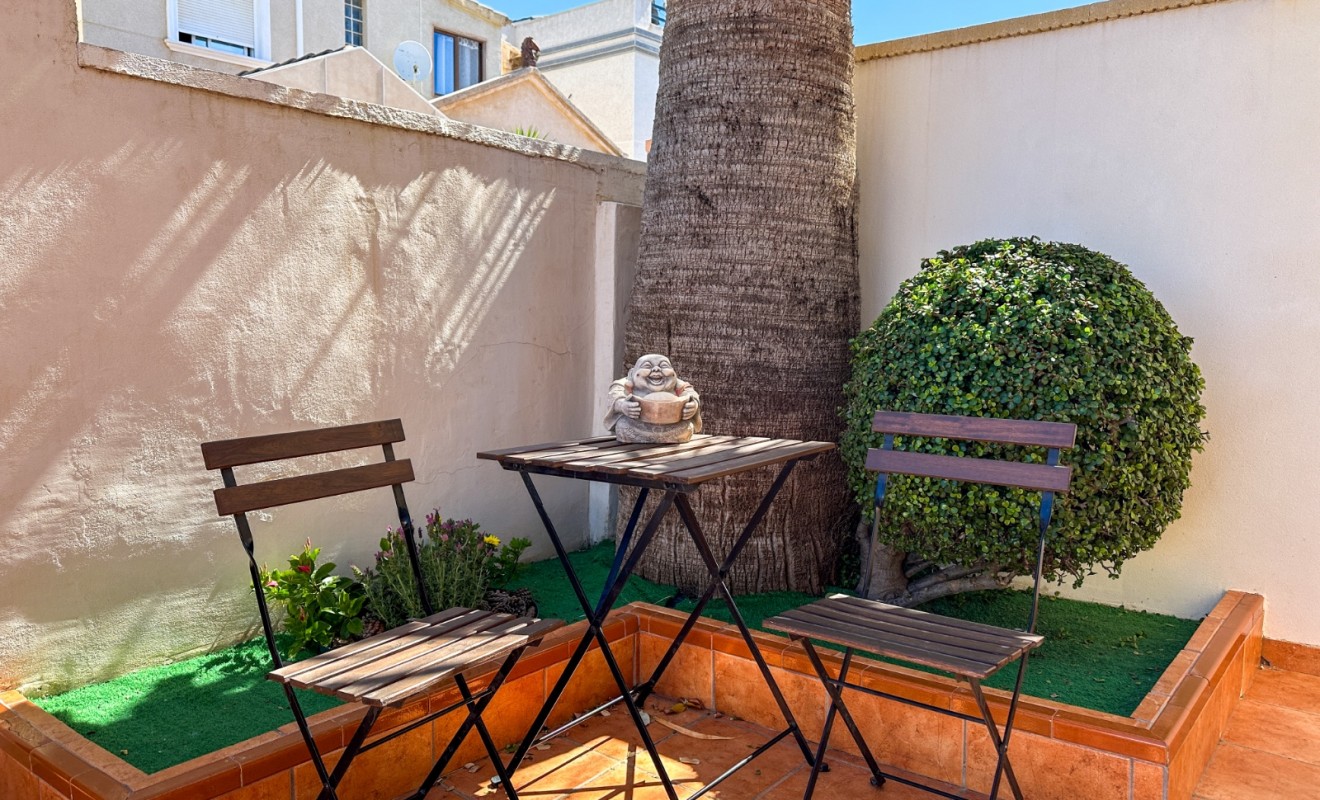Wederverkoop - Villa - Torrevieja - Nueva Torrevieja - Aguas Nuevas