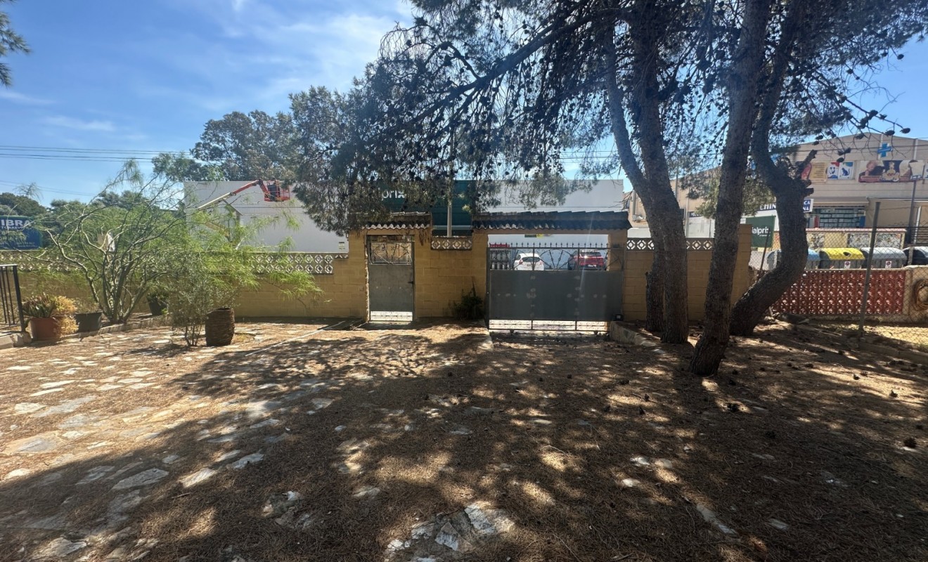 Wederverkoop - Villa - Torrevieja - Los Balcones - Los Altos del Edén