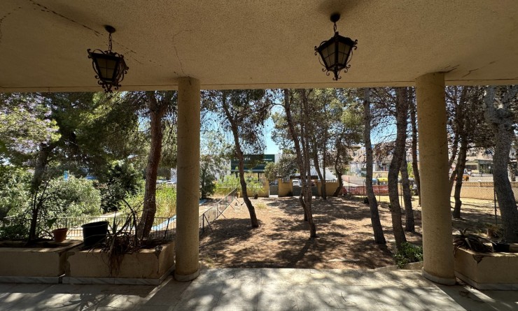 Wederverkoop - Villa - Torrevieja - Los Balcones - Los Altos del Edén