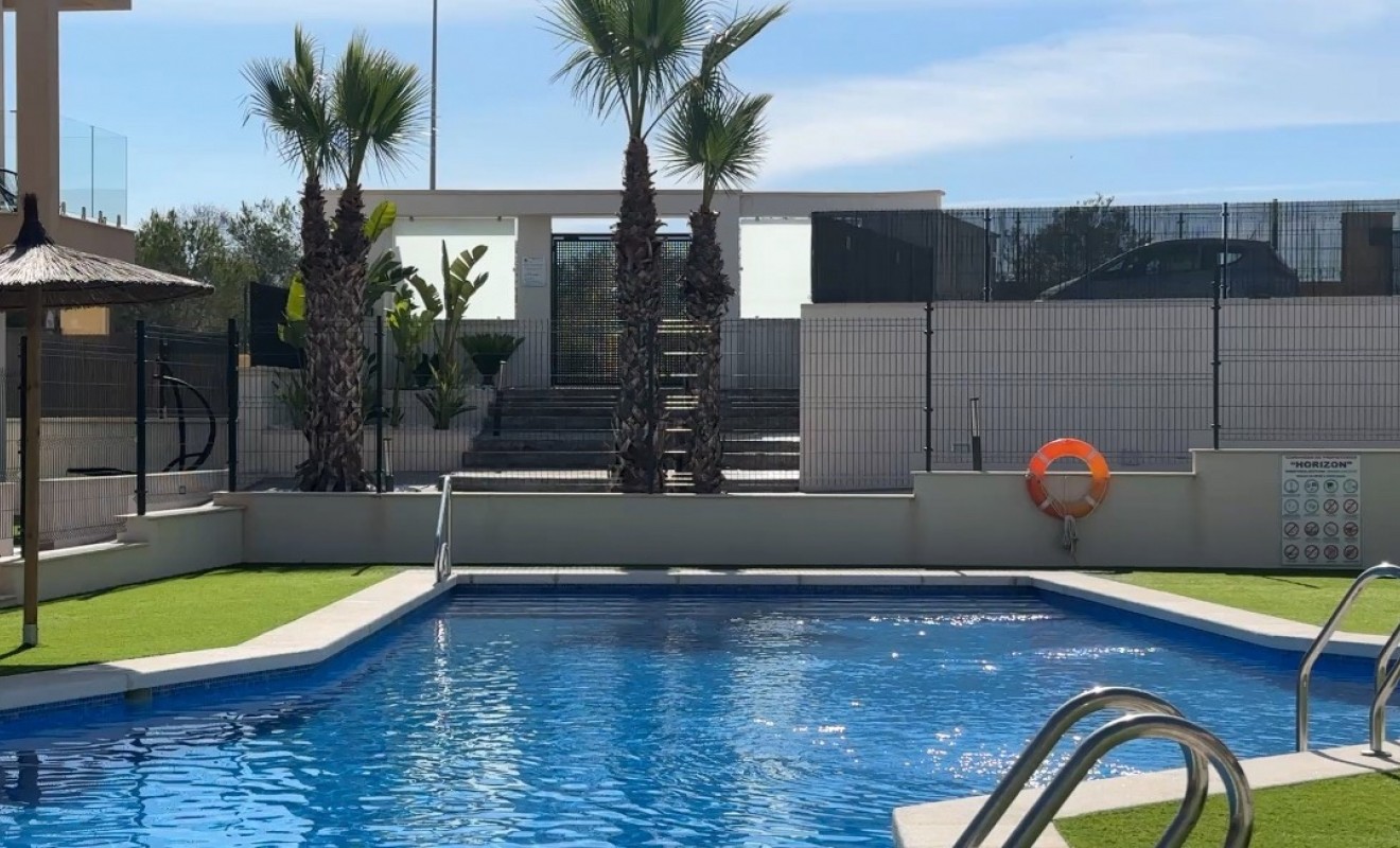 Wederverkoop - Bungalow - Orihuela Costa - Villamartín