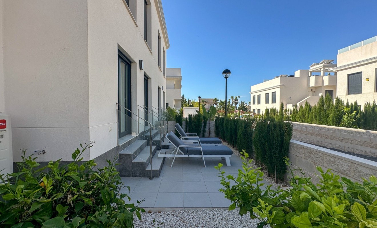 Sale - Bungalow - Ciudad quesada