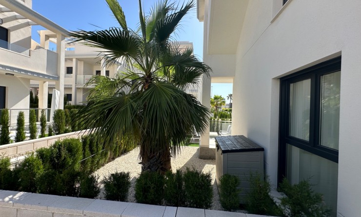 Sale - Bungalow - Ciudad quesada