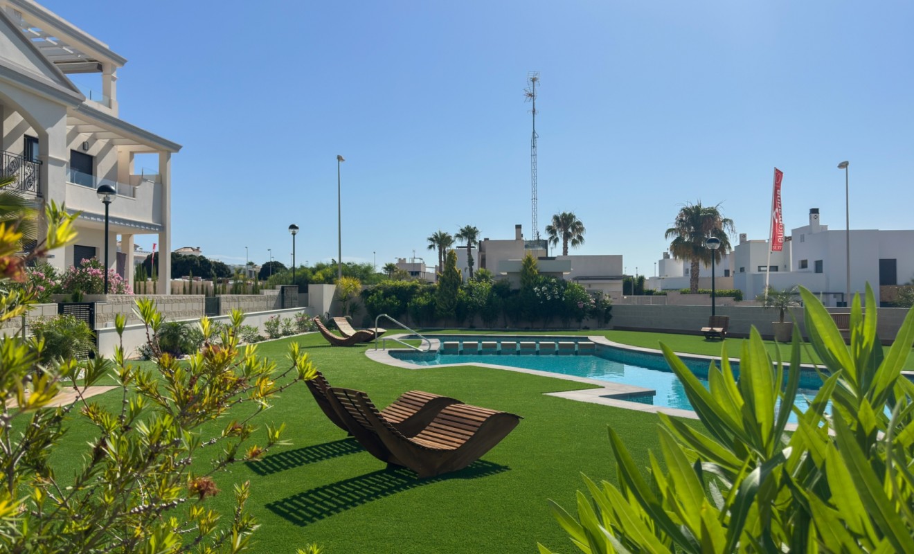 Sale - Bungalow - Ciudad quesada