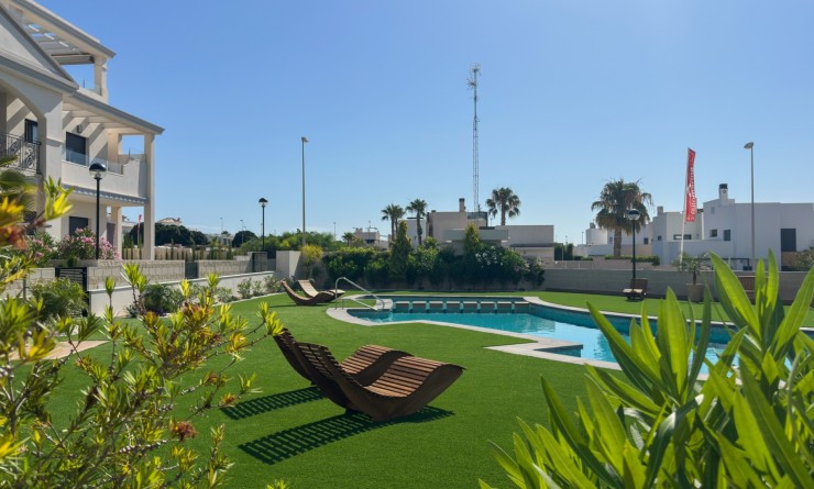 Sale - Bungalow - Ciudad quesada