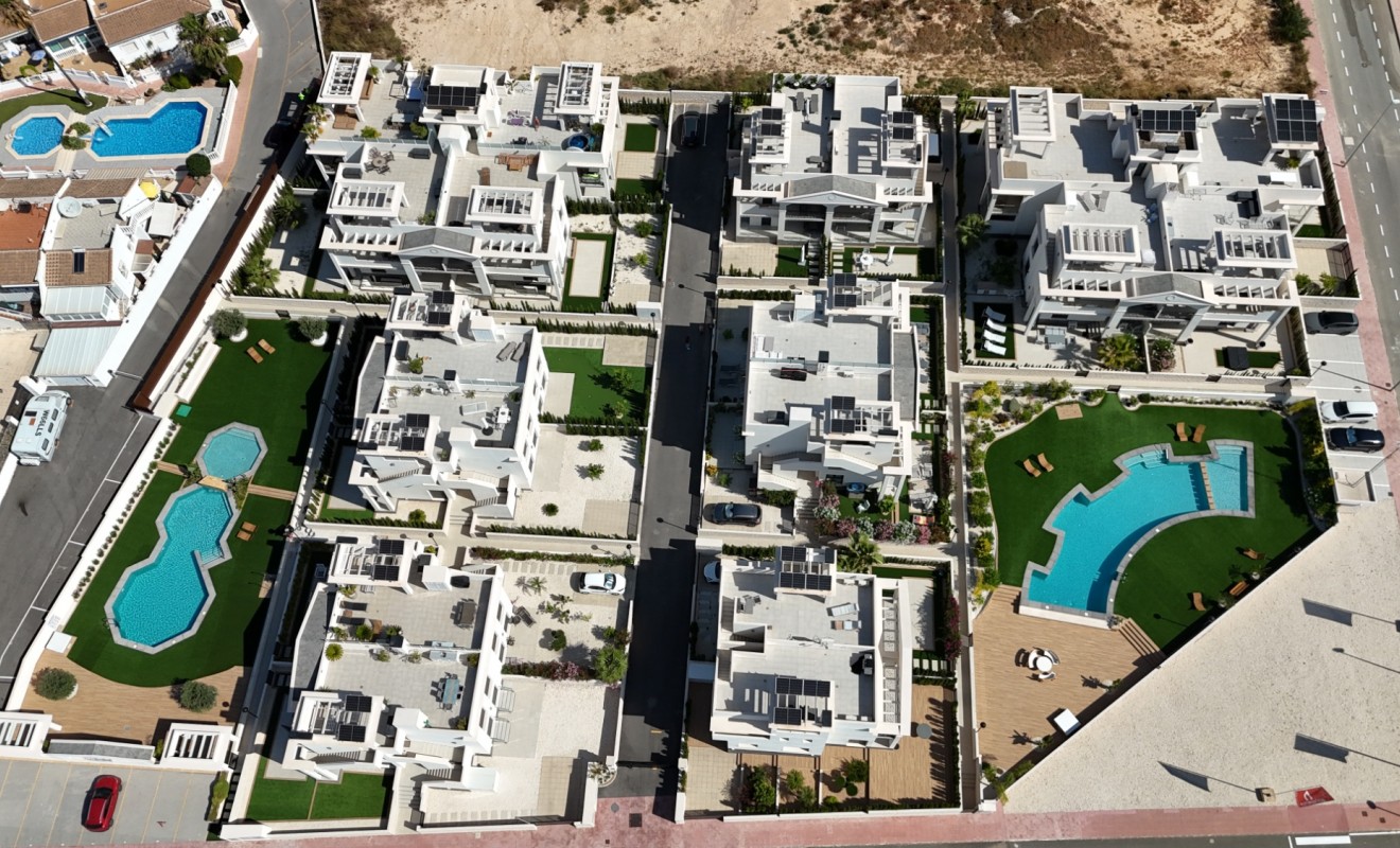 Sale - Bungalow - Ciudad quesada