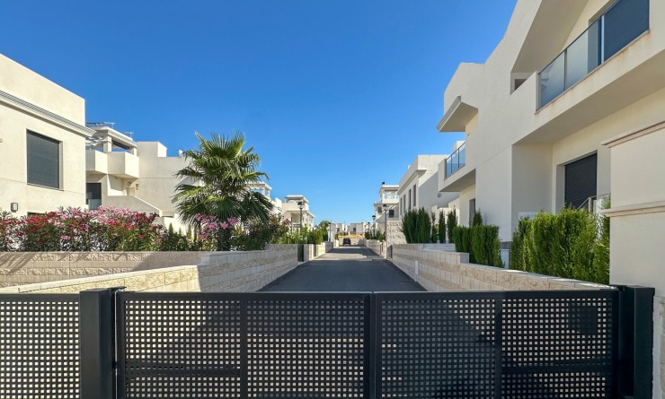 Sale - Bungalow - Ciudad quesada