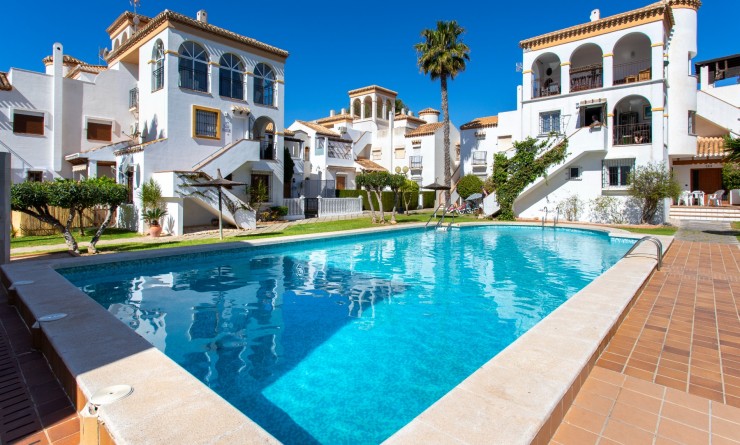 Wederverkoop - Herenhuis - Alicante - Campoamor
