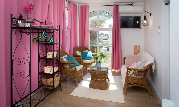 Wederverkoop - Herenhuis - Alicante - Campoamor