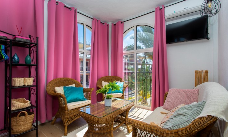 Wederverkoop - Herenhuis - Alicante - Campoamor