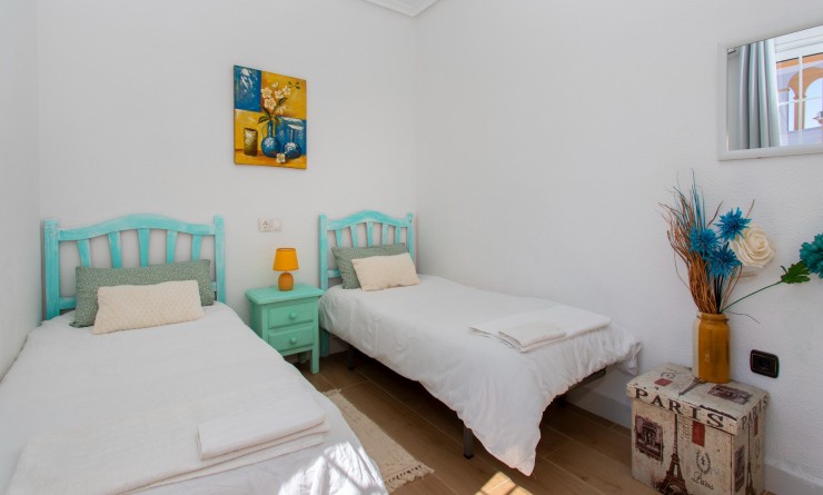Wederverkoop - Herenhuis - Alicante - Campoamor