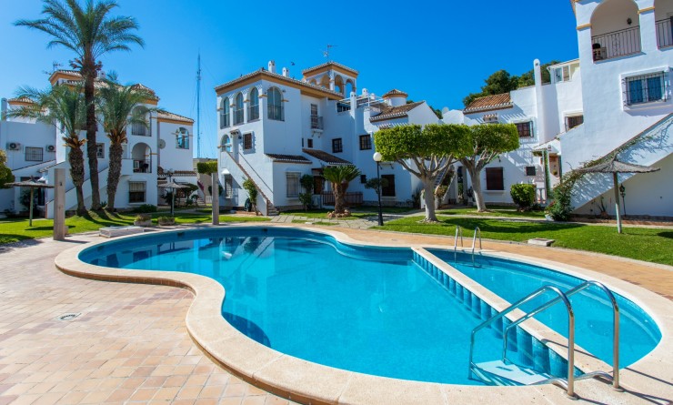 Wederverkoop - Herenhuis - Alicante - Campoamor
