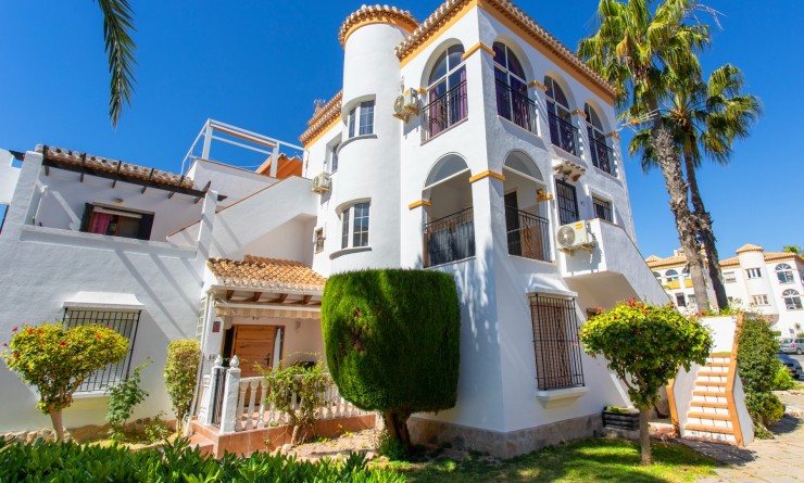 Wederverkoop - Herenhuis - Alicante - Campoamor