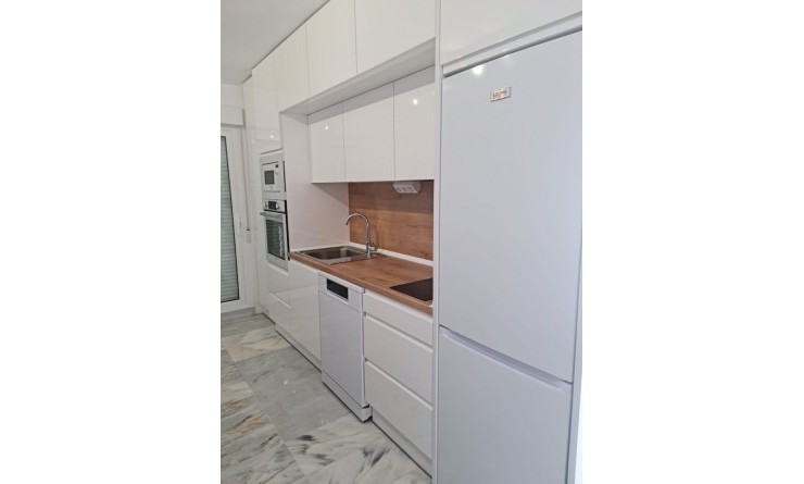 Wederverkoop - Apartment / flat - Benidorm - Zona de Poniente