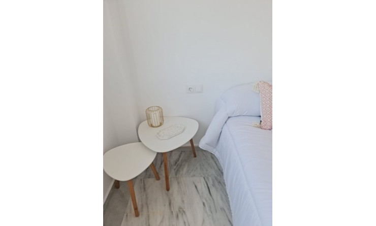 Wederverkoop - Apartment / flat - Benidorm - Zona de Poniente