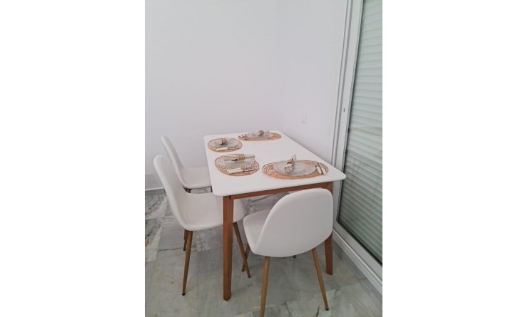 Wederverkoop - Apartment / flat - Benidorm - Zona de Poniente