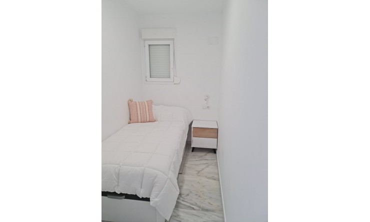 Wederverkoop - Apartment / flat - Benidorm - Zona de Poniente