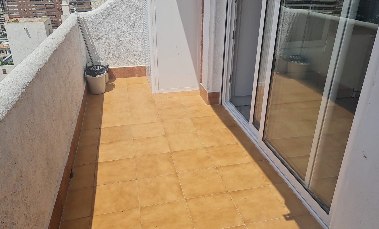 Wederverkoop - Apartment / flat - Benidorm - Zona de Poniente