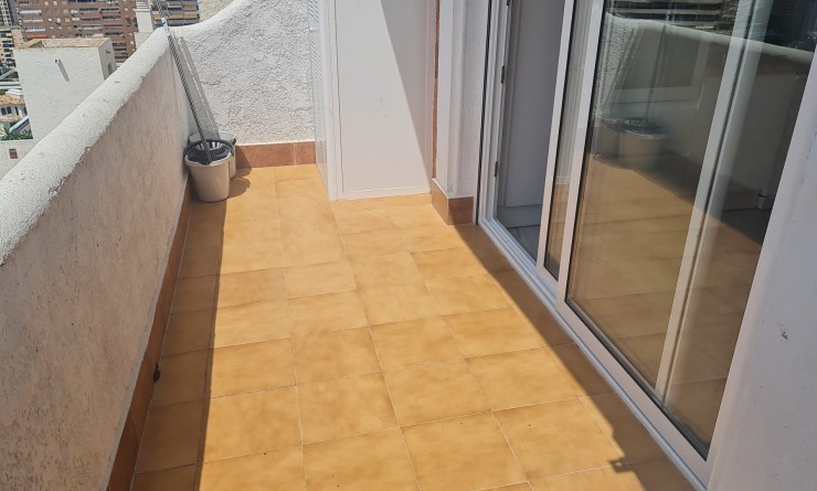 Wederverkoop - Apartment / flat - Benidorm - Zona de Poniente