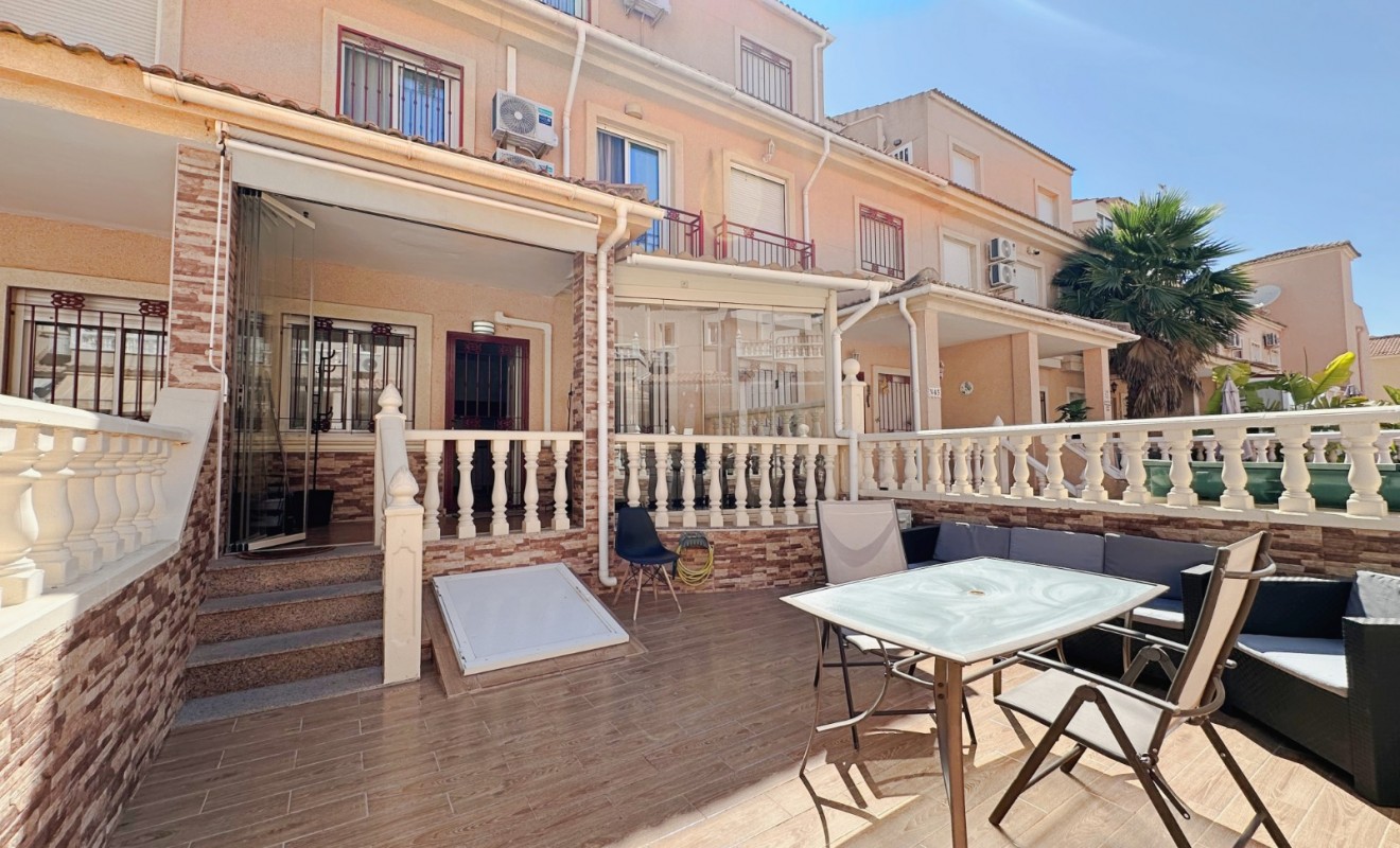 Wederverkoop - Terraced house / Townhouse - Orihuela Costa - La Zenia