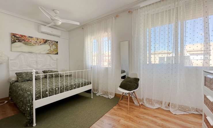 Wederverkoop - Terraced house / Townhouse - Orihuela Costa - La Zenia