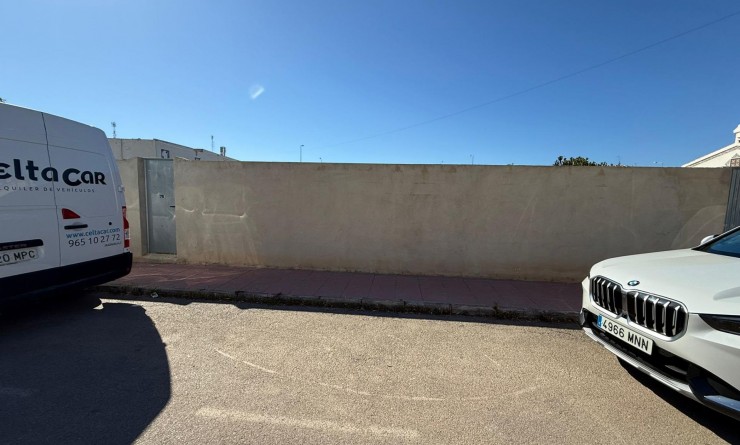 Wederverkoop - Plot - Orihuela Costa - La Regia