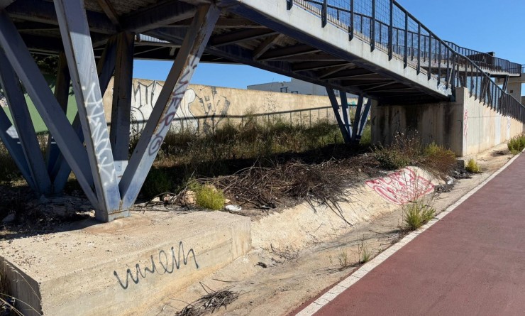 Wederverkoop - Plot - Orihuela Costa - La Regia