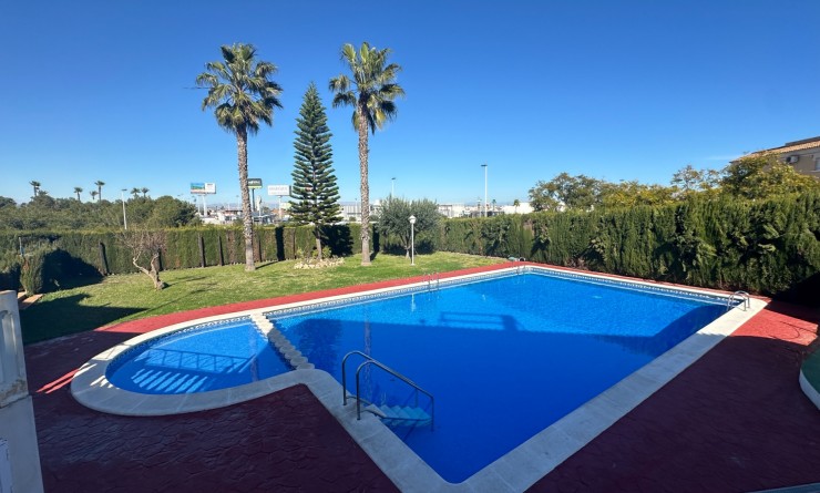 Sale - Bungalow - Torrevieja - torrevieja