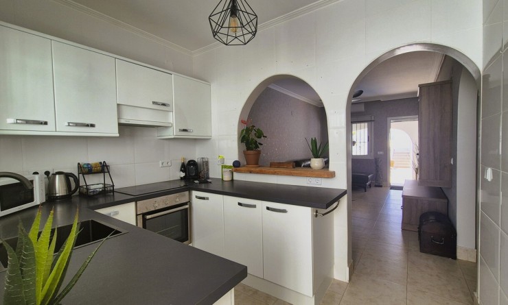 Wederverkoop - Semi Detached - Villamartín - Costa Blanca