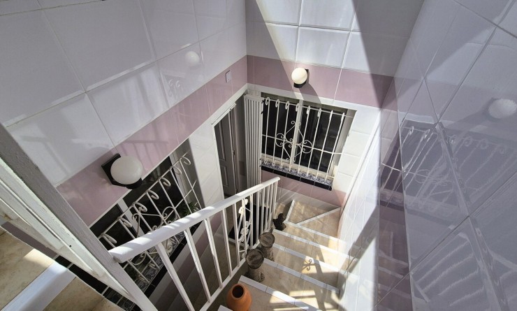 Wederverkoop - Semi Detached - Villamartín - Costa Blanca