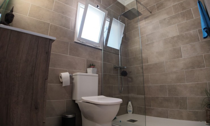 Wederverkoop - Semi Detached - Villamartín - Costa Blanca