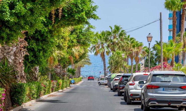 Wederverkoop - Apartments - Orihuela Costa - Punta Prima