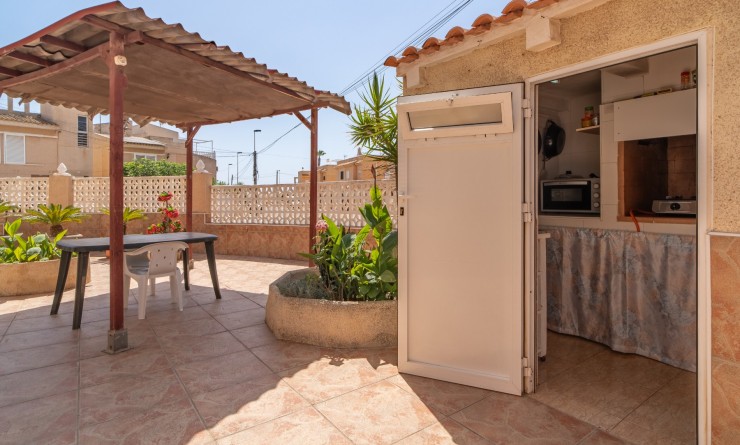 Wederverkoop - Herenhuis - Torrevieja - Los Frutales