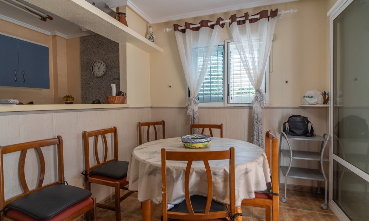 Wederverkoop - Herenhuis - Torrevieja - Los Frutales