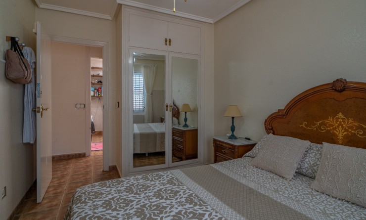 Wederverkoop - Herenhuis - Torrevieja - Los Frutales