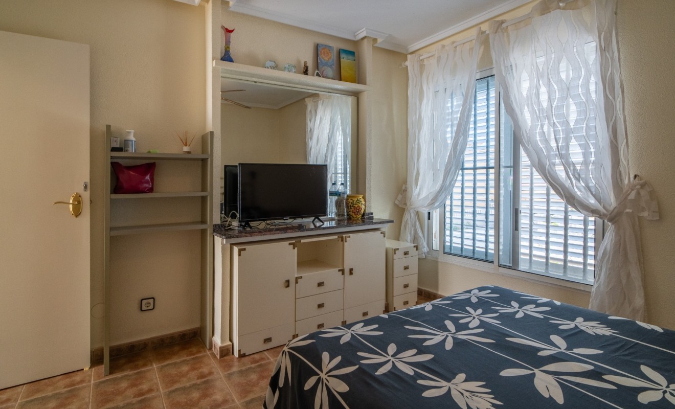 Wederverkoop - Herenhuis - Torrevieja - Los Frutales