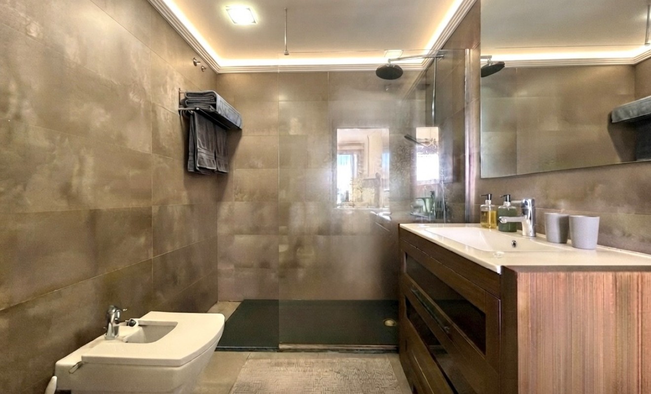 Wederverkoop - Apartment / flat - Denia - Les Marines - Las Marinas