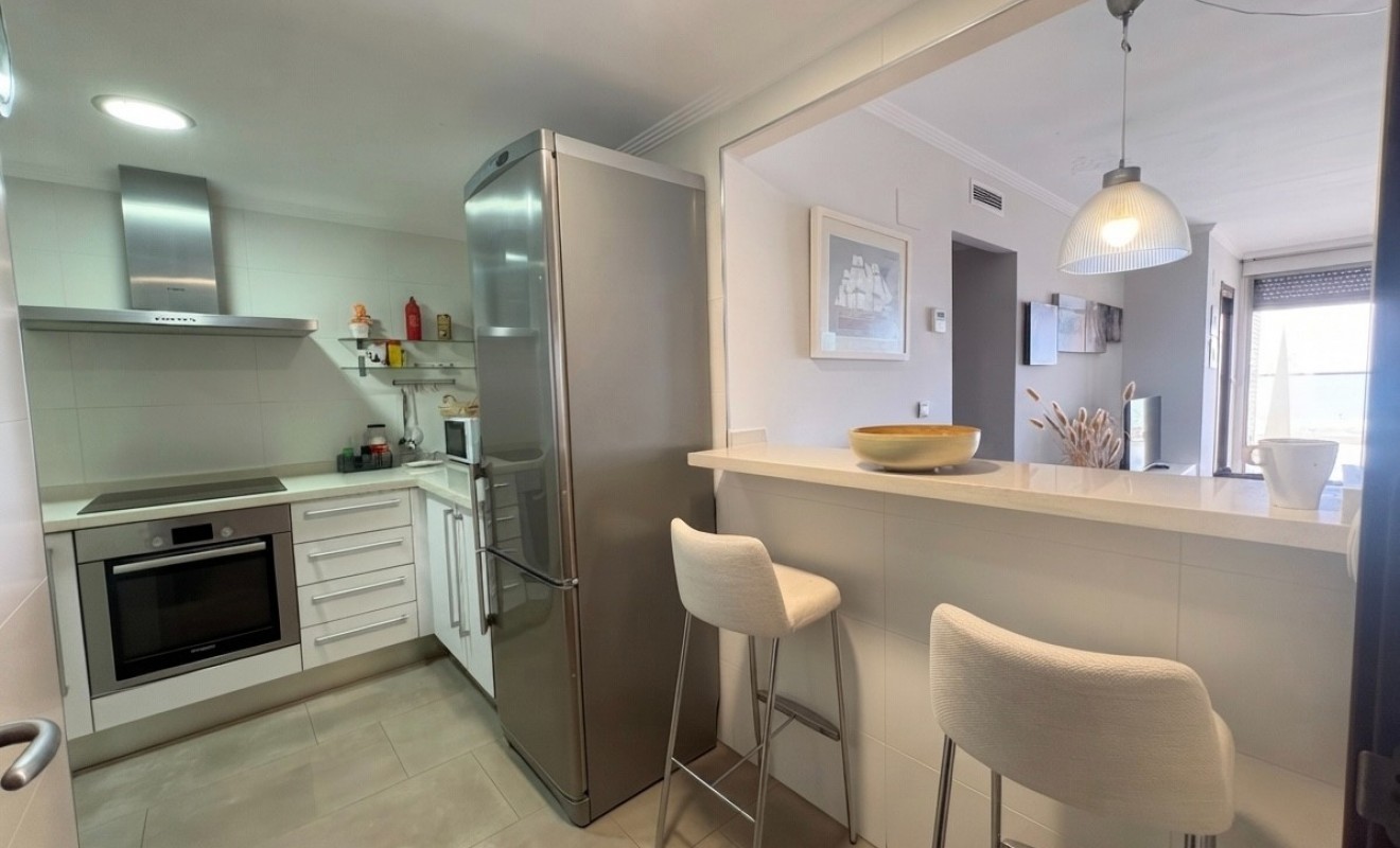 Wederverkoop - Apartment / flat - Denia - Les Marines - Las Marinas