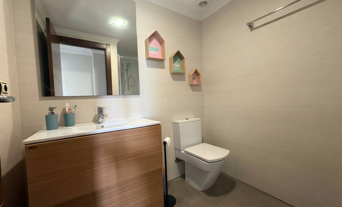 Wederverkoop - Apartment / flat - Denia - Les Marines - Las Marinas