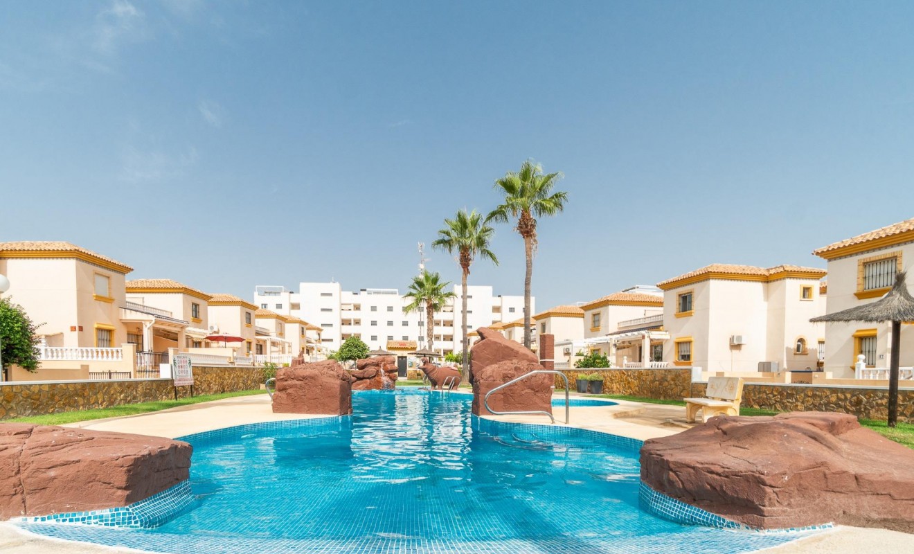 Wederverkoop - Bungalow - Orihuela Costa - Los Dolses