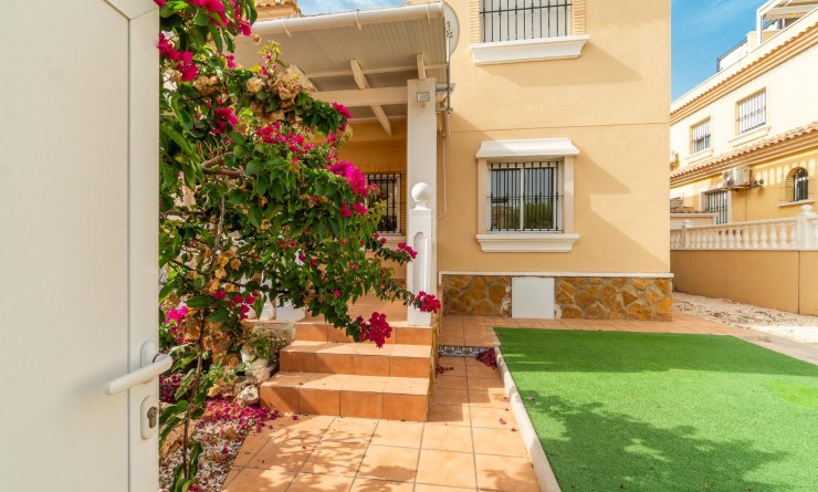 Wederverkoop - Bungalow - Orihuela Costa - Los Dolses