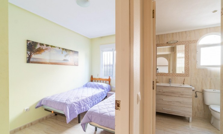 Wederverkoop - Bungalow - Orihuela Costa - Los Dolses