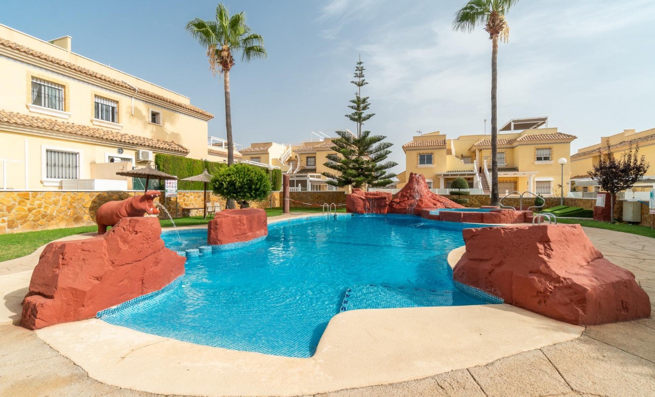 Wederverkoop - Bungalow - Orihuela Costa - Los Dolses
