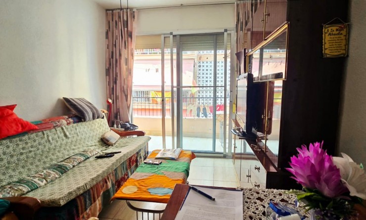 Wederverkoop - Apartment / flat - Benidorm - Centro
