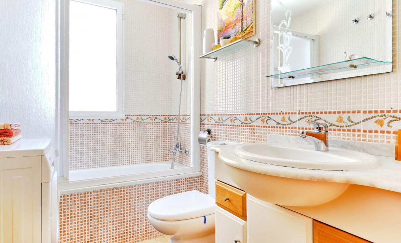Wederverkoop - Apartamento - Orihuela Costa - Campoamor